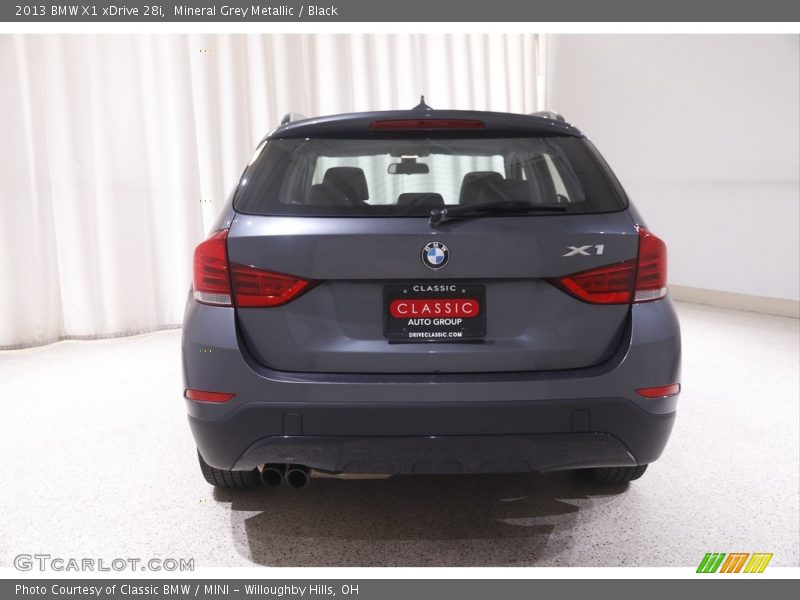 Mineral Grey Metallic / Black 2013 BMW X1 xDrive 28i