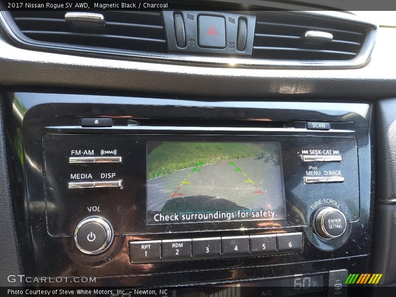 Magnetic Black / Charcoal 2017 Nissan Rogue SV AWD