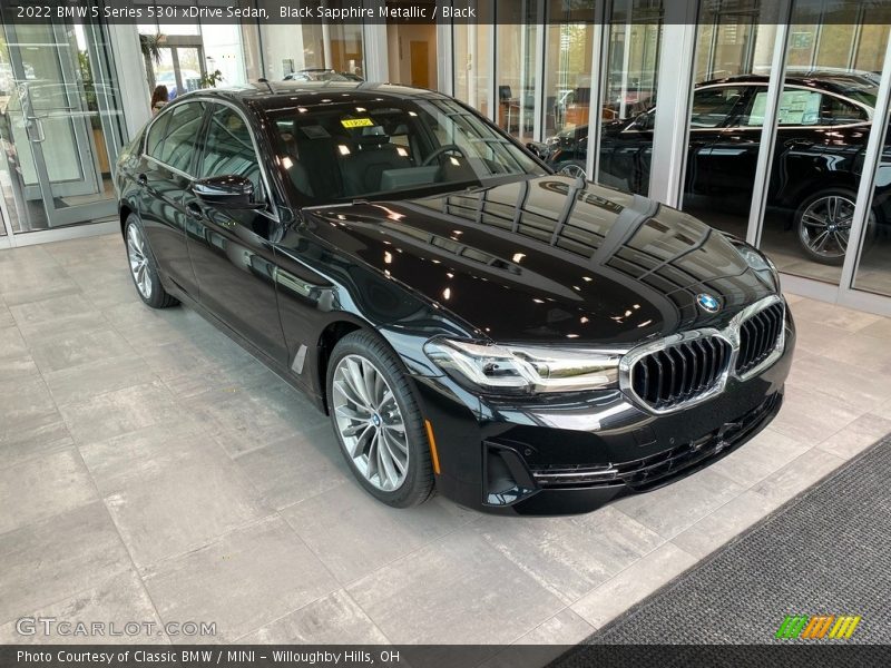 Black Sapphire Metallic / Black 2022 BMW 5 Series 530i xDrive Sedan