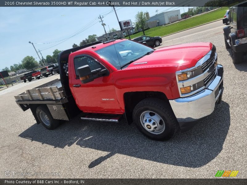Front 3/4 View of 2016 Silverado 3500HD WT Regular Cab 4x4 Chassis