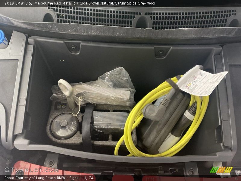 Melbourne Red Metallic / Giga Brown Natural/Carum Spice Grey Wool 2019 BMW i3 S