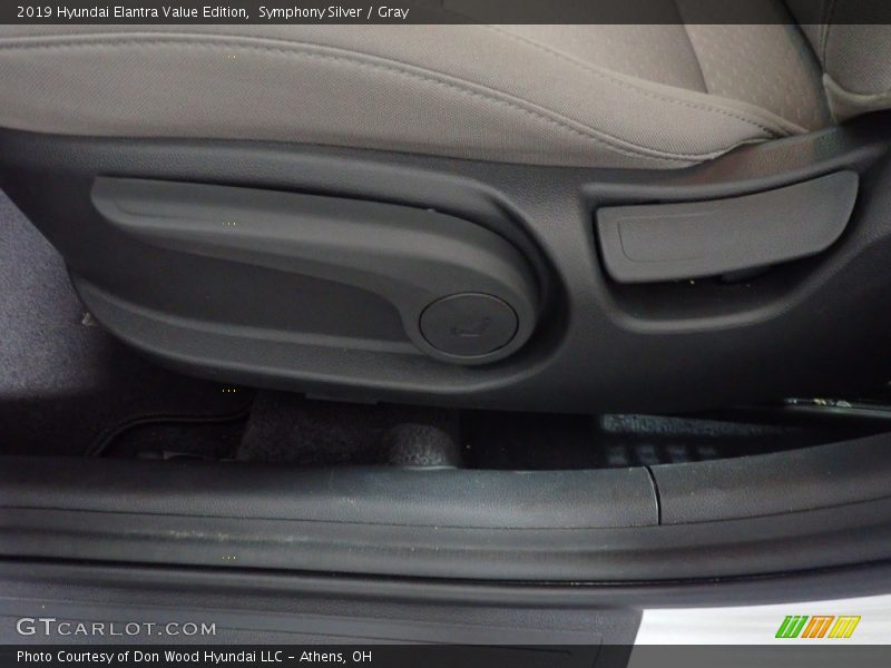 Symphony Silver / Gray 2019 Hyundai Elantra Value Edition