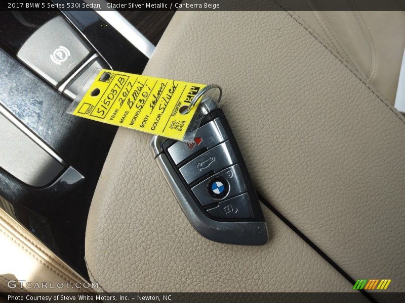 Glacier Silver Metallic / Canberra Beige 2017 BMW 5 Series 530i Sedan