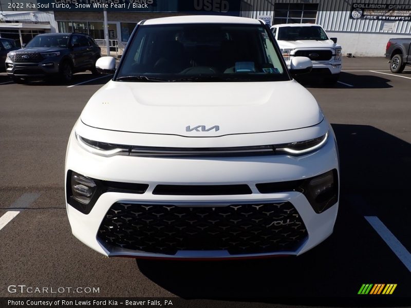 Snow White Pearl / Black 2022 Kia Soul Turbo