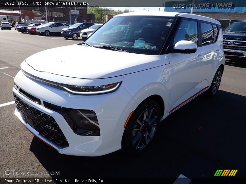 Snow White Pearl / Black 2022 Kia Soul Turbo