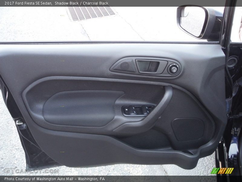 Shadow Black / Charcoal Black 2017 Ford Fiesta SE Sedan