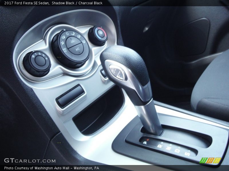 Shadow Black / Charcoal Black 2017 Ford Fiesta SE Sedan