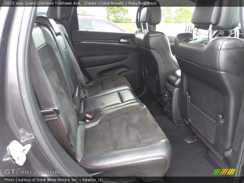 Granite Crystal Metallic / Ruby Red/Black 2020 Jeep Grand Cherokee Trailhawk 4x4