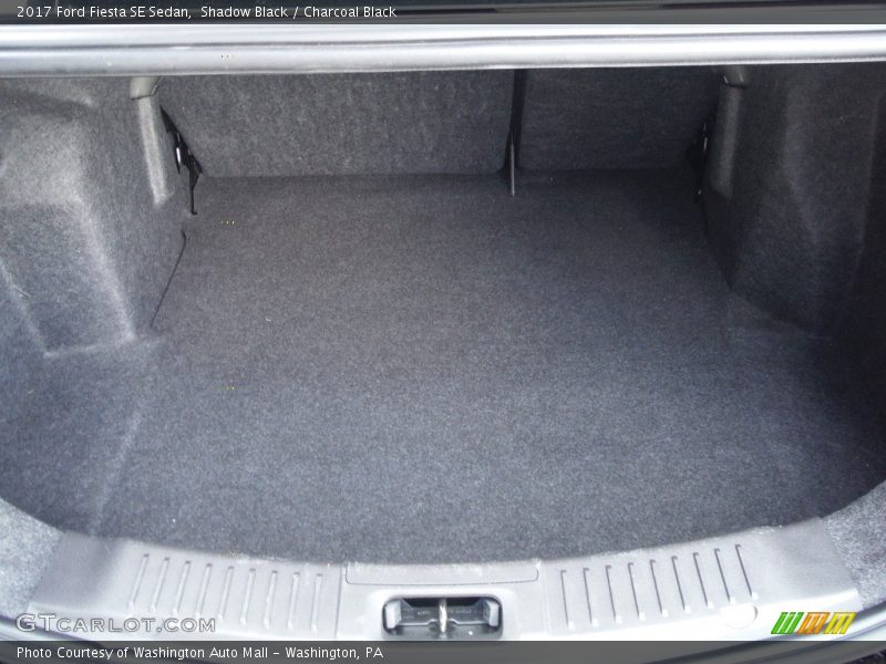 Shadow Black / Charcoal Black 2017 Ford Fiesta SE Sedan