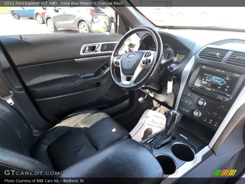 Kona Blue Metallic / Charcoal Black 2011 Ford Explorer XLT 4WD