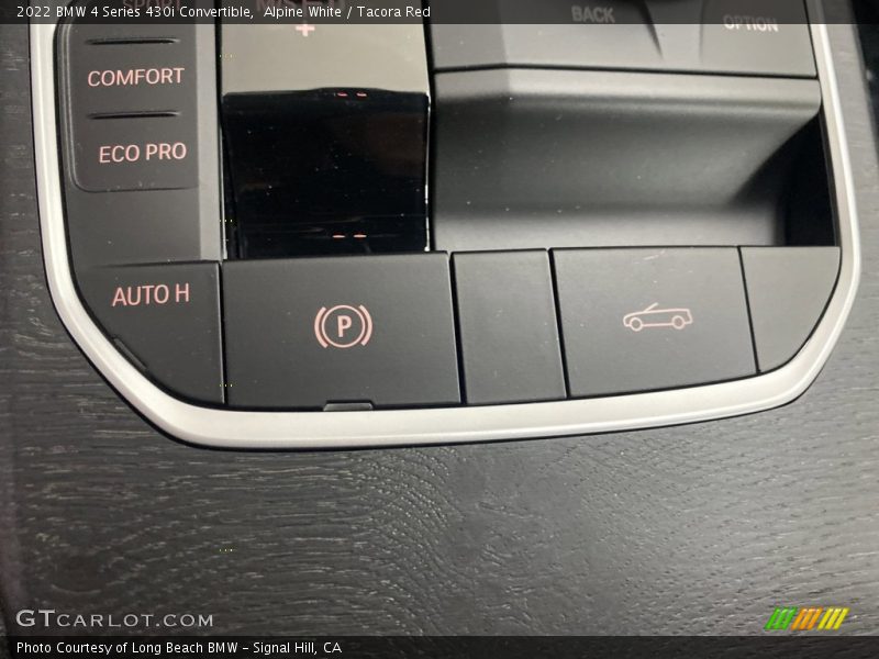 Controls of 2022 4 Series 430i Convertible