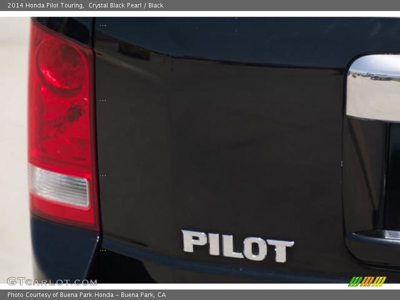 Crystal Black Pearl / Black 2014 Honda Pilot Touring