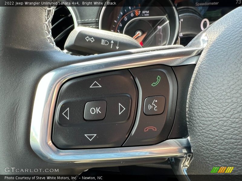 Bright White / Black 2022 Jeep Wrangler Unlimited Sahara 4x4