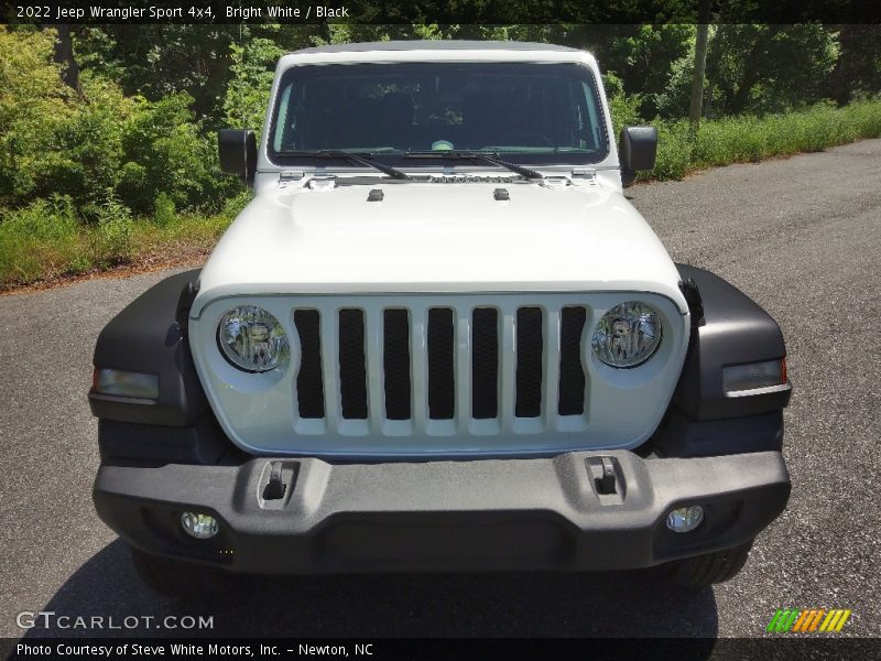 Bright White / Black 2022 Jeep Wrangler Sport 4x4