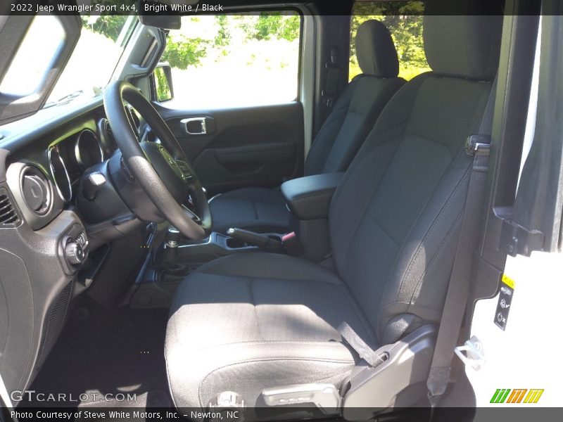 Bright White / Black 2022 Jeep Wrangler Sport 4x4