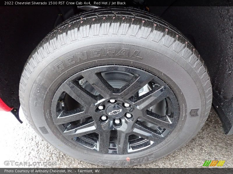 Red Hot / Jet Black 2022 Chevrolet Silverado 1500 RST Crew Cab 4x4