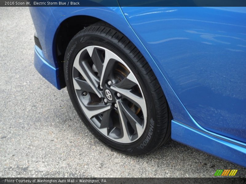 Electric Storm Blue / Black 2016 Scion iM