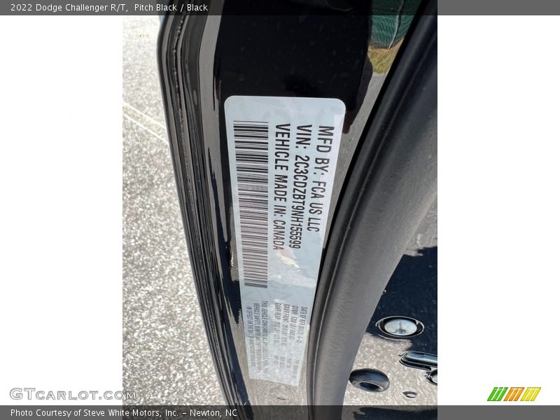 Pitch Black / Black 2022 Dodge Challenger R/T
