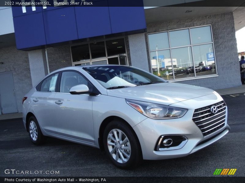 Olympus Silver / Black 2022 Hyundai Accent SEL