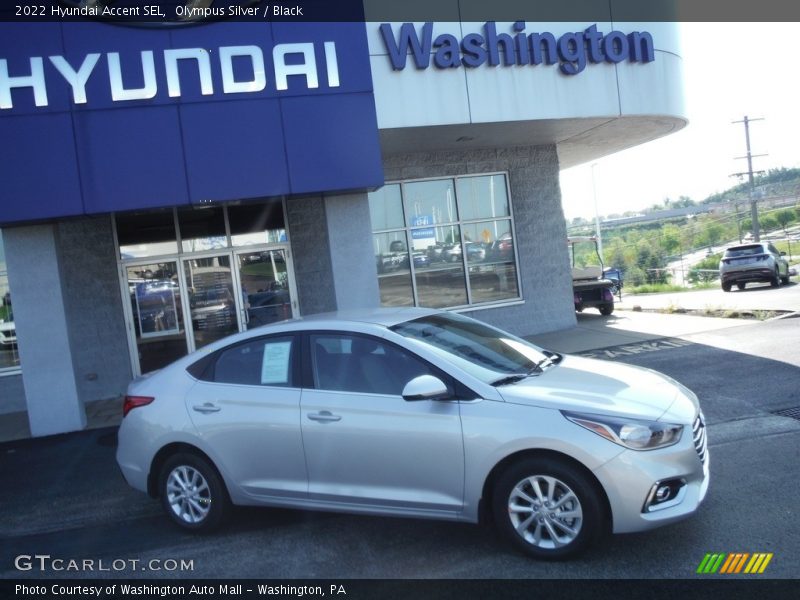 Olympus Silver / Black 2022 Hyundai Accent SEL