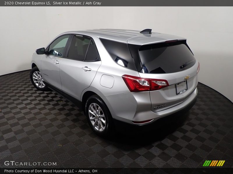 Silver Ice Metallic / Ash Gray 2020 Chevrolet Equinox LS