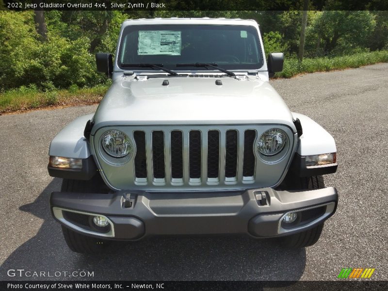Silver Zynith / Black 2022 Jeep Gladiator Overland 4x4