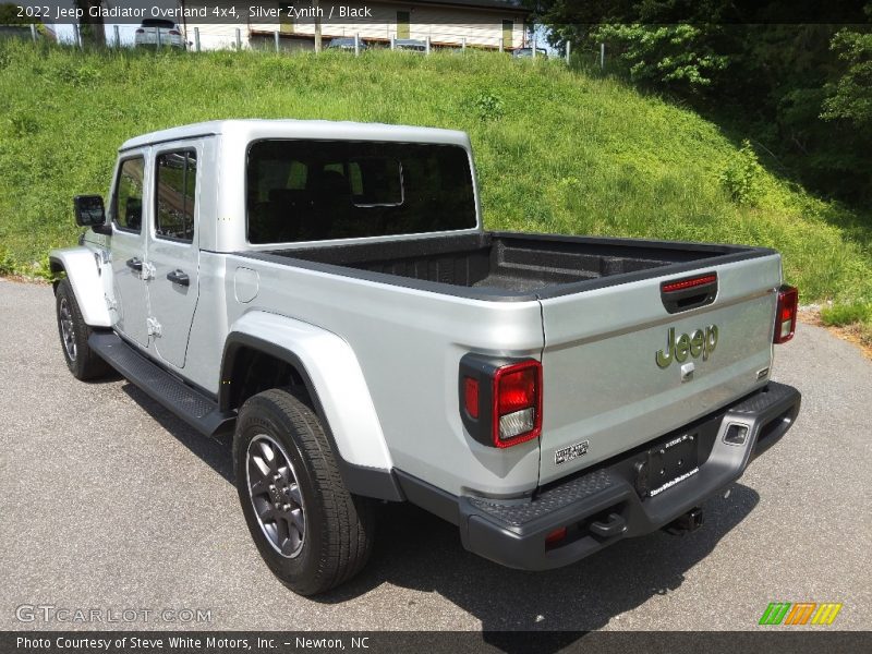 Silver Zynith / Black 2022 Jeep Gladiator Overland 4x4