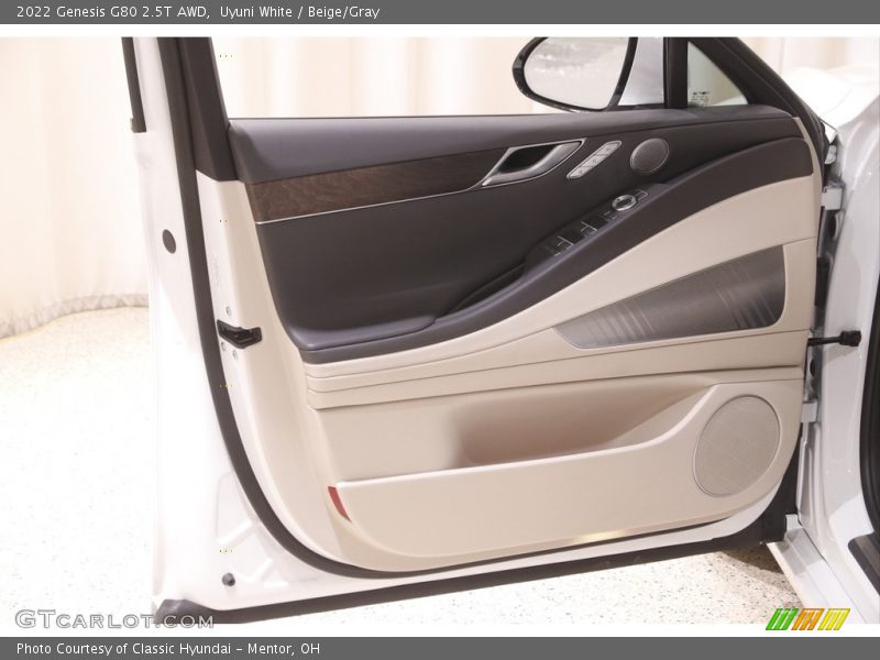 Door Panel of 2022 G80 2.5T AWD