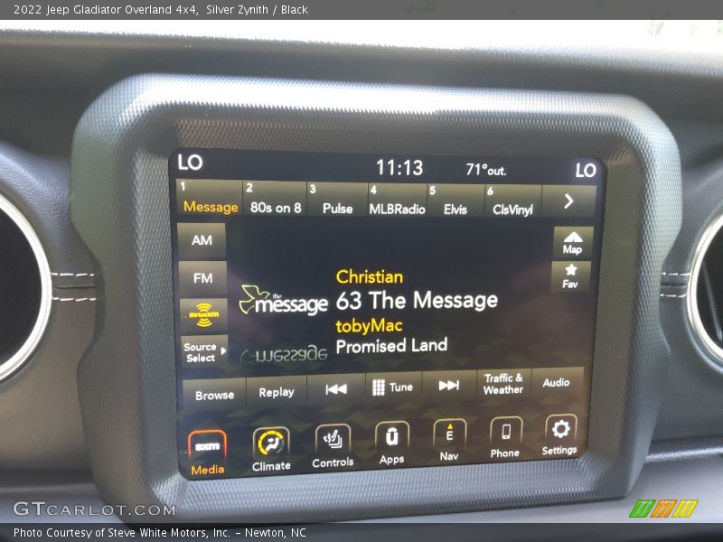 Silver Zynith / Black 2022 Jeep Gladiator Overland 4x4