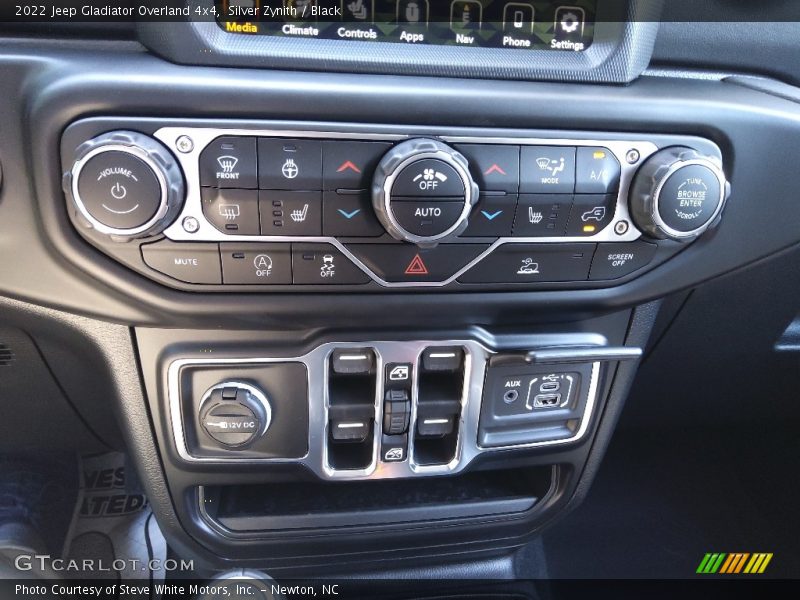 Silver Zynith / Black 2022 Jeep Gladiator Overland 4x4