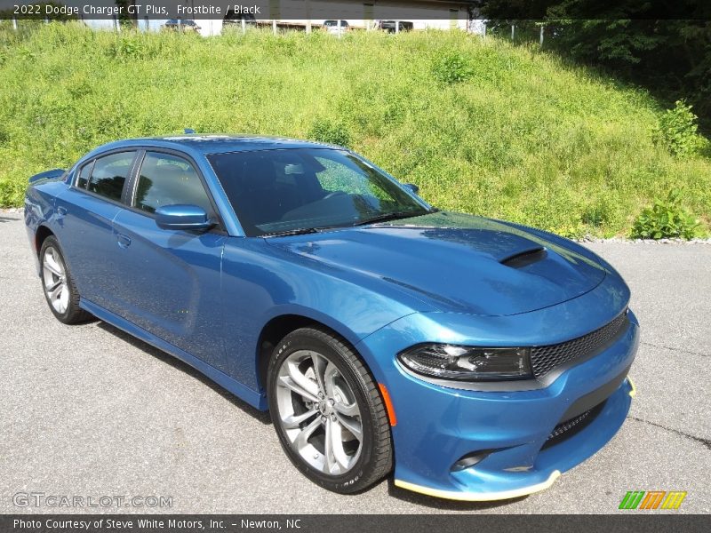 Front 3/4 View of 2022 Charger GT Plus
