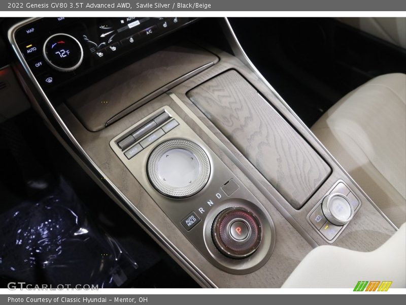 Controls of 2022 GV80 3.5T Advanced AWD