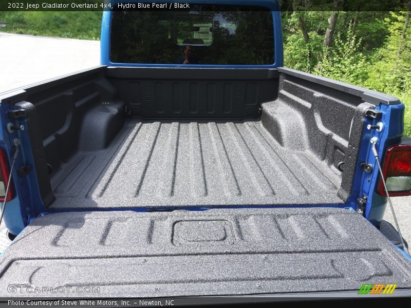 Hydro Blue Pearl / Black 2022 Jeep Gladiator Overland 4x4