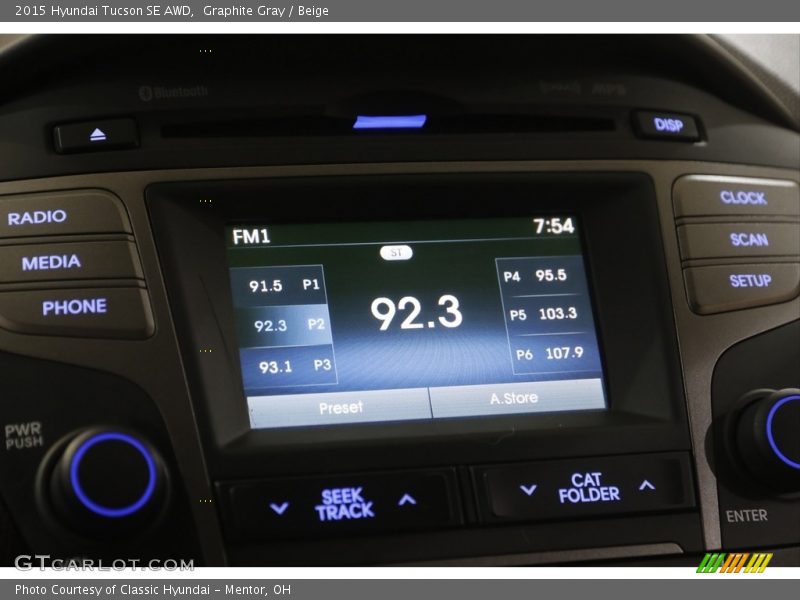 Graphite Gray / Beige 2015 Hyundai Tucson SE AWD