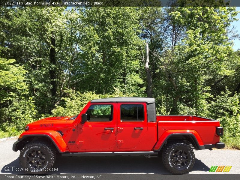 Firecracker Red / Black 2022 Jeep Gladiator Willys 4x4