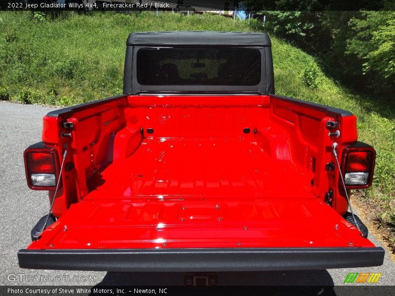 Firecracker Red / Black 2022 Jeep Gladiator Willys 4x4