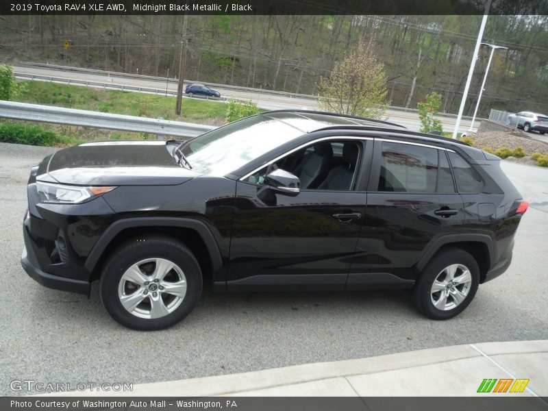Midnight Black Metallic / Black 2019 Toyota RAV4 XLE AWD