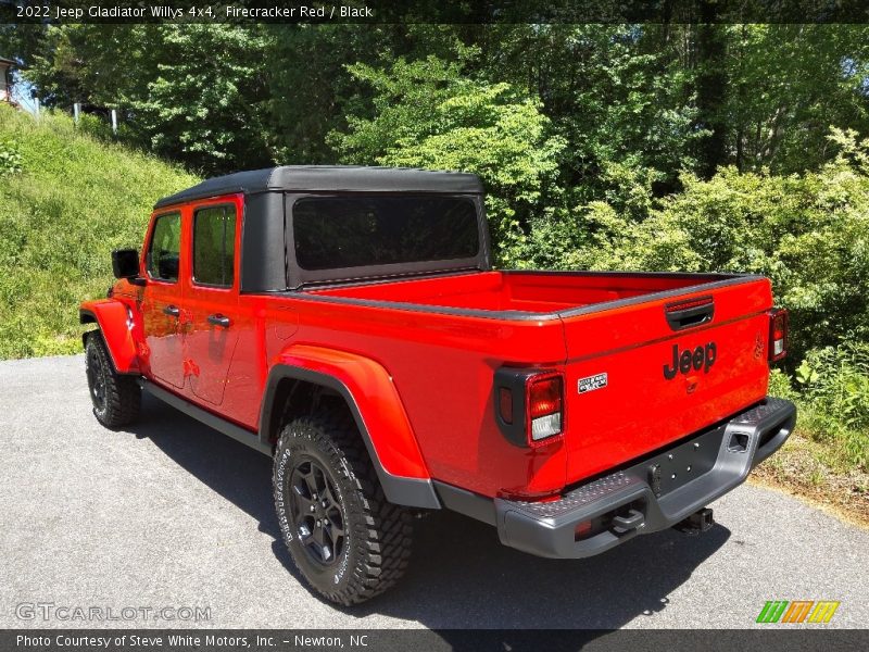 Firecracker Red / Black 2022 Jeep Gladiator Willys 4x4