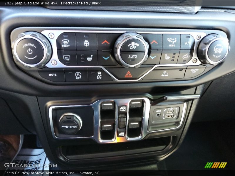 Firecracker Red / Black 2022 Jeep Gladiator Willys 4x4