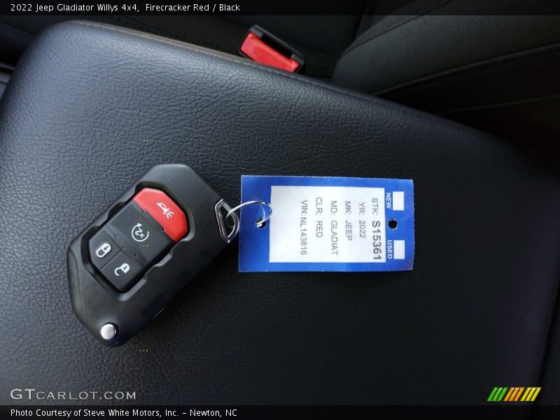 Firecracker Red / Black 2022 Jeep Gladiator Willys 4x4