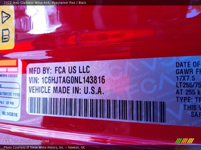Firecracker Red / Black 2022 Jeep Gladiator Willys 4x4