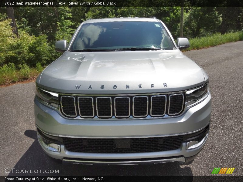 Silver Zynith / Global Black 2022 Jeep Wagoneer Series III 4x4