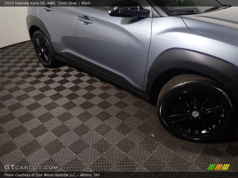 Sonic Silver / Black 2020 Hyundai Kona SEL AWD