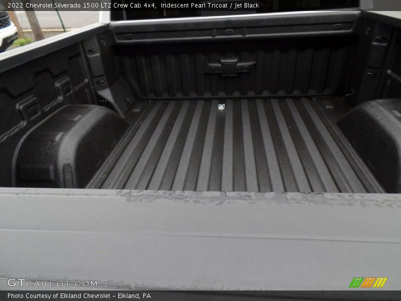 Iridescent Pearl Tricoat / Jet Black 2022 Chevrolet Silverado 1500 LTZ Crew Cab 4x4