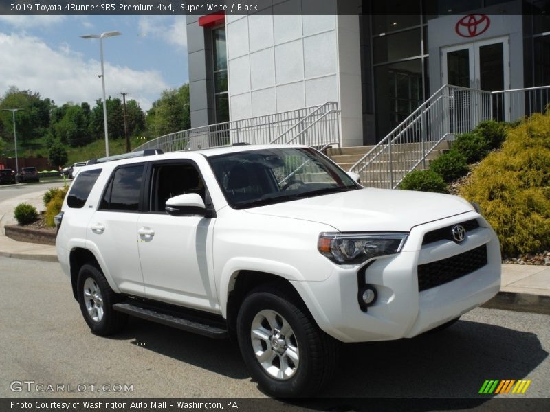 Super White / Black 2019 Toyota 4Runner SR5 Premium 4x4