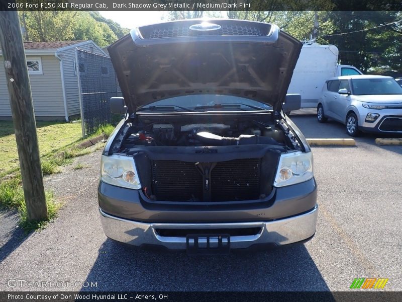 Dark Shadow Grey Metallic / Medium/Dark Flint 2006 Ford F150 XLT Regular Cab