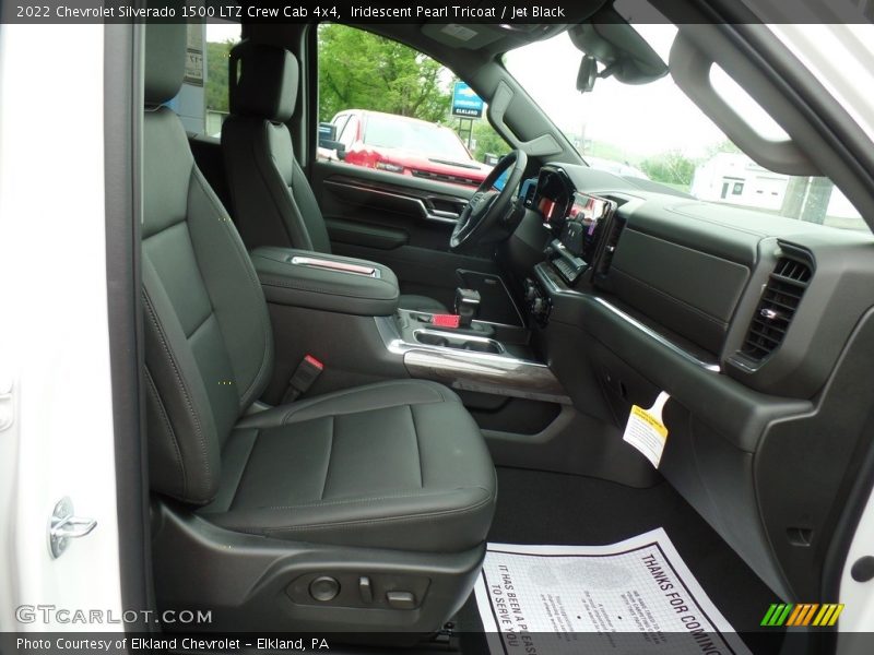 Iridescent Pearl Tricoat / Jet Black 2022 Chevrolet Silverado 1500 LTZ Crew Cab 4x4