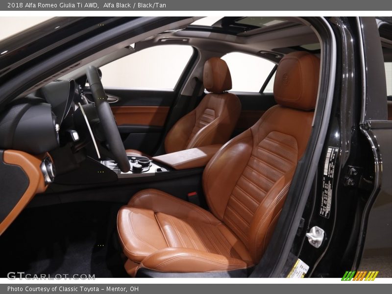 Alfa Black / Black/Tan 2018 Alfa Romeo Giulia Ti AWD