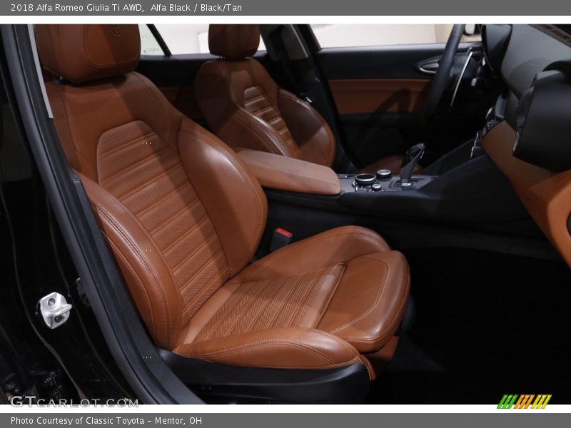 Alfa Black / Black/Tan 2018 Alfa Romeo Giulia Ti AWD