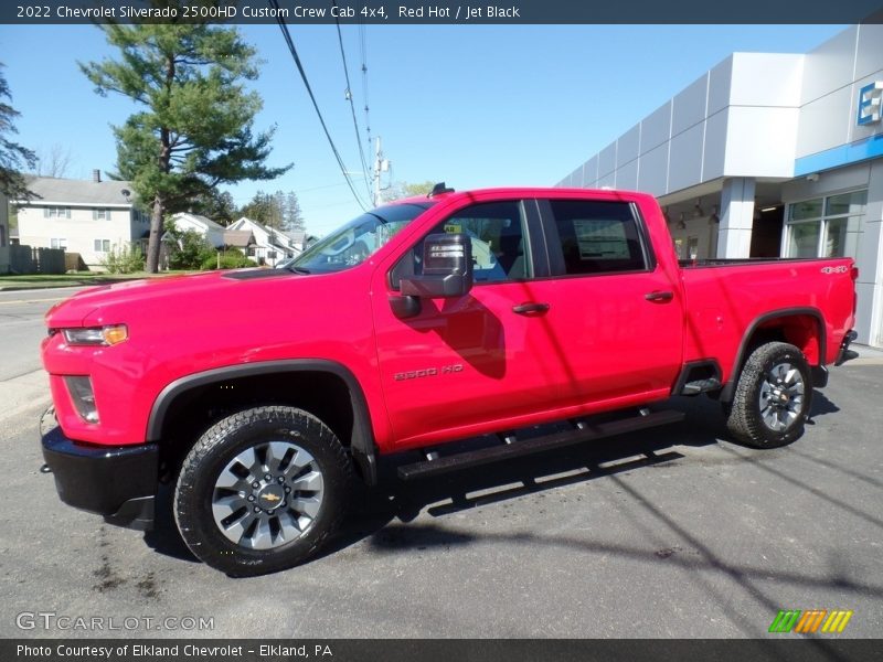Front 3/4 View of 2022 Silverado 2500HD Custom Crew Cab 4x4